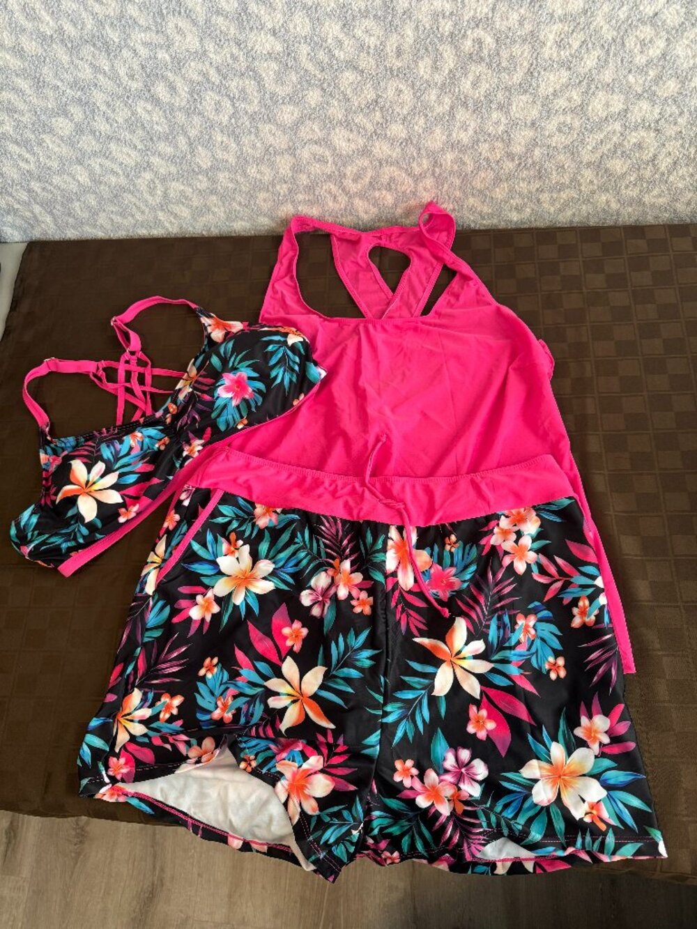 Swim suit shorts tank bikini top 3 piece set size XXL pink black floral